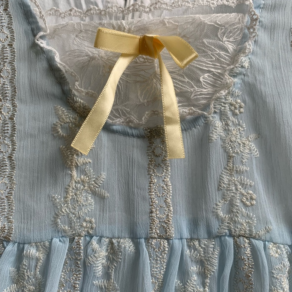Dress - Picture 2 of 7
